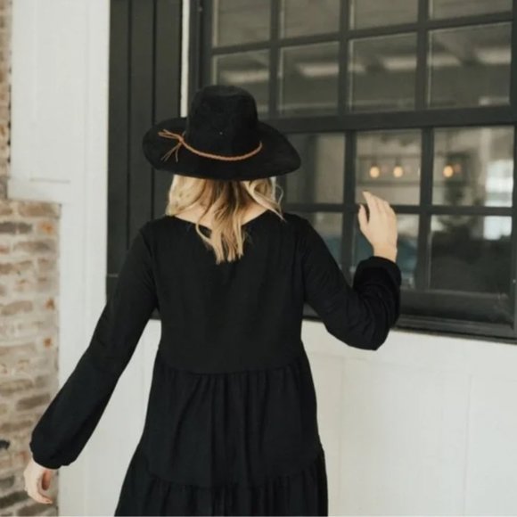 Carly Jean Los Angeles CJLA Blaine Babydoll Dress Black Tiered Dress Size Large - Picture 2 of 11